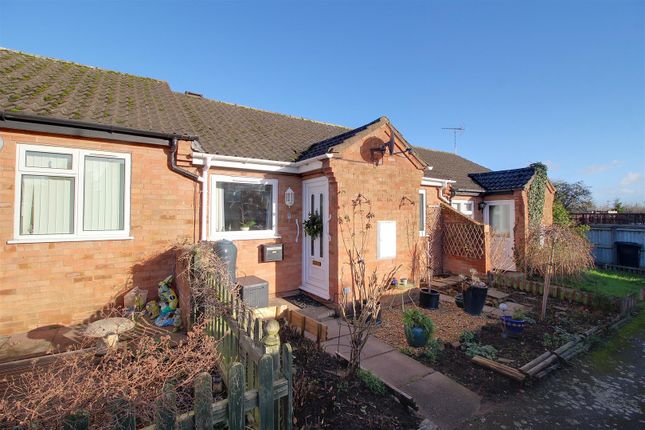 2-bed house on 7, Newlands Court, Newent, £195,000