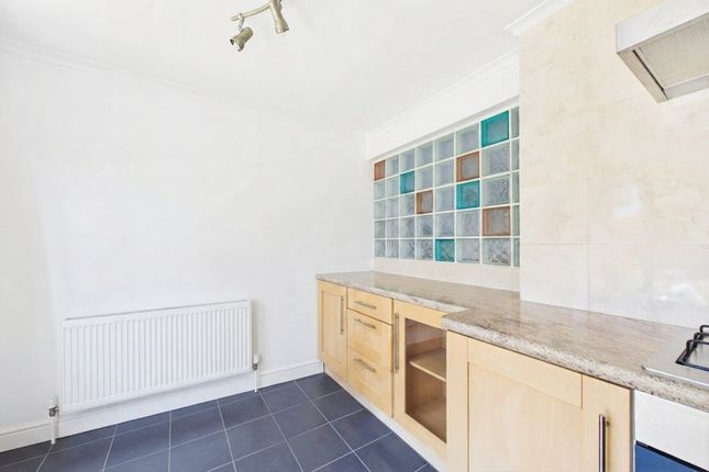 9, Pearce Road, Maidenhead photo 4