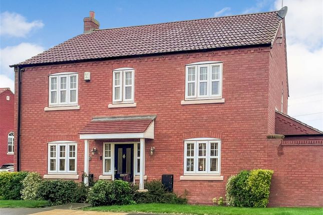 Thumbnail Detached house for sale in 27 Grosvenor Road, Kingswood, Hull