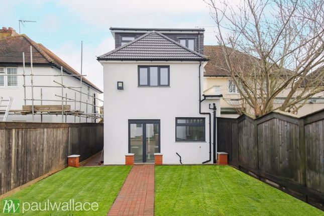 Semi-detached house for sale in Orchard Square, Wormley, Broxbourne