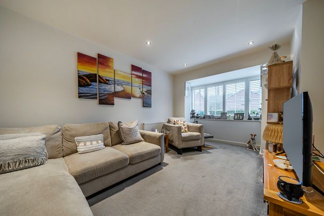 58 Barley Meadows, Llanymynech photo 2