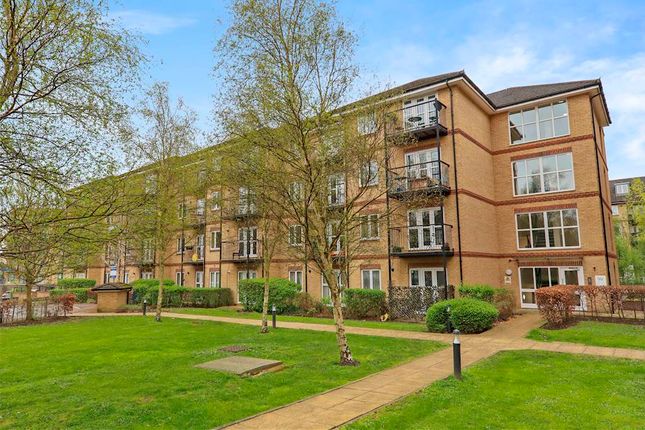 Thumbnail Flat for sale in Carfax House, 4 Worcester Close, Crystal Palace, London