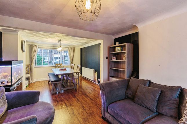 25, Fairclough Road, Thornton-Cleveleys photo 2