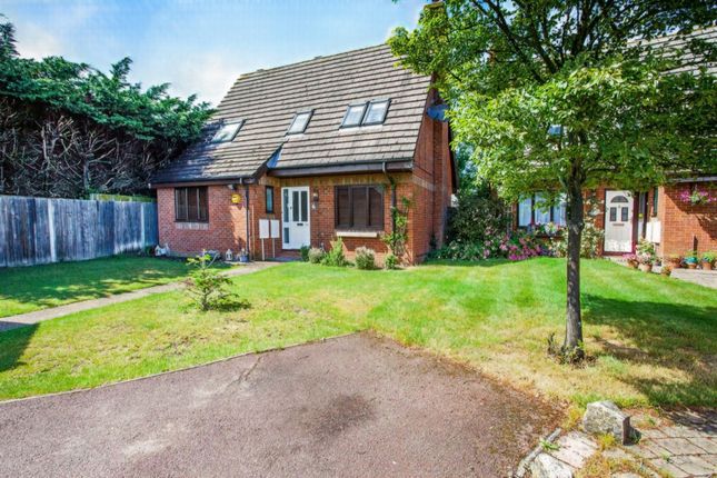 Thumbnail Detached house to rent in Mount Pleasant Lane, Bricket Wood, St. Albans, Hertfordshire