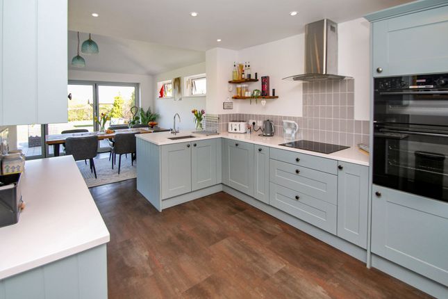 4 Little Robhurst, Ashford photo 4