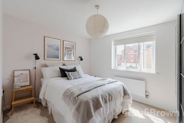 12 Ashbourn Way, Cardiff photo 4