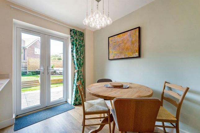 5, Richard Adams Way, Whitchurch photo 4