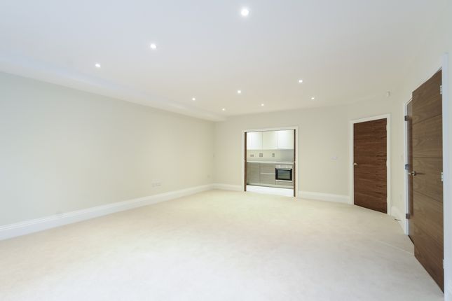 Humphris Place, Cheltenham photo 4