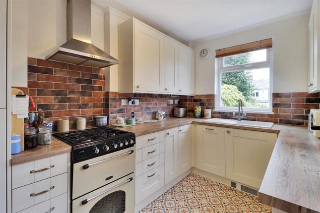 St. Marys Road, Tonbridge photo 4