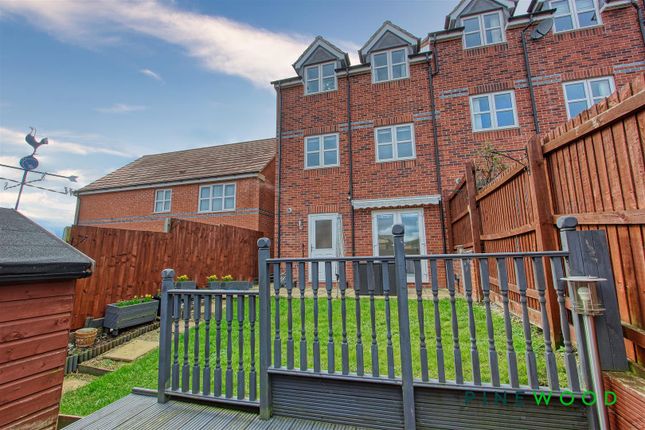 Town house for sale in Steeple Grange, Spital, Chesterfield, Derbyshire
