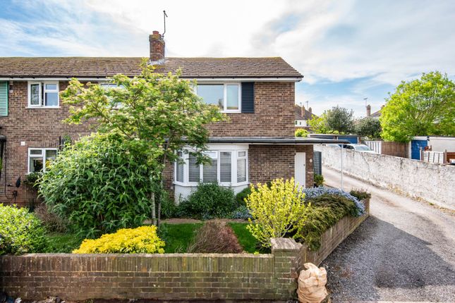 Thumbnail Flat for sale in Chesham Close, Worthing