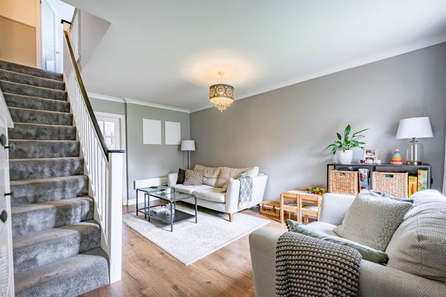 81 Colston Avenue, Glasgow photo 4
