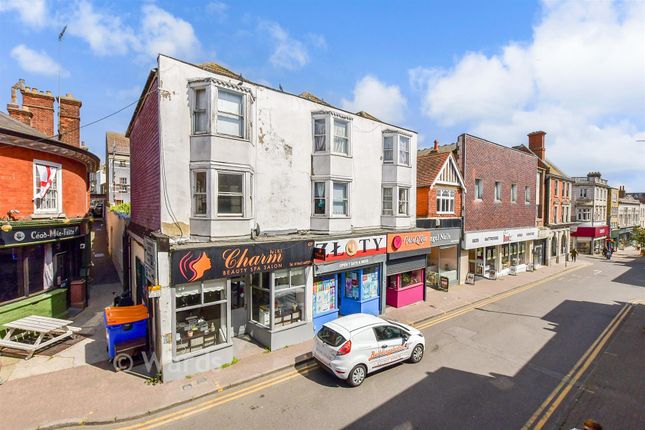 3-bed flat on 69A, High Street, Ramsgate, £125,000