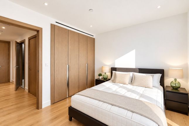 Dupli 110,, Ariel House, Wapping photo 5