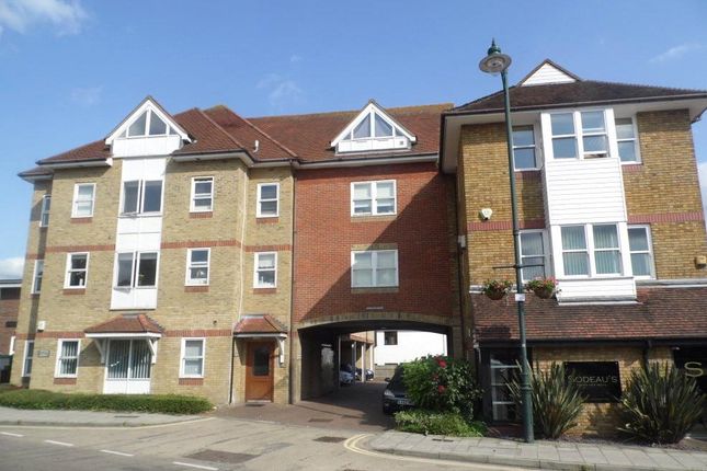 Flat for sale in Websters Way, Rayleigh, Essex