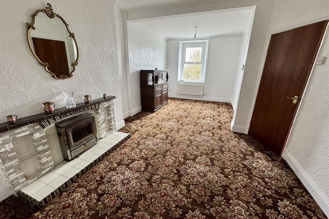 3, Waterloo Terrace, Ammanford photo 2