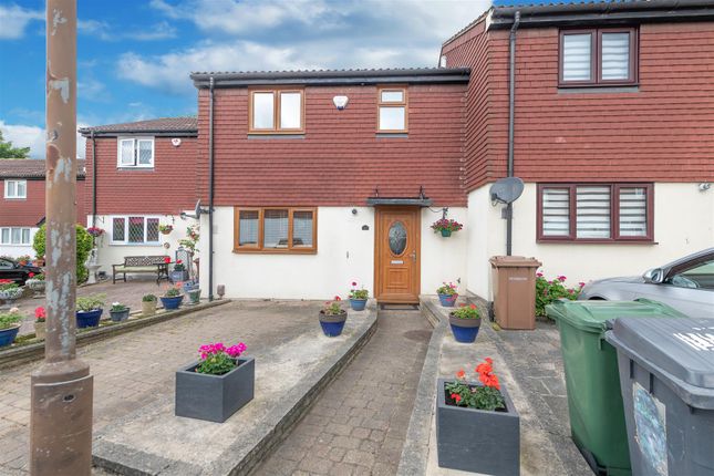 Terraced house for sale in Stapleford Close, London