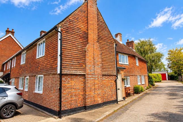 2-bed house on 161 Hale Street, Tonbridge, £1,300/mo