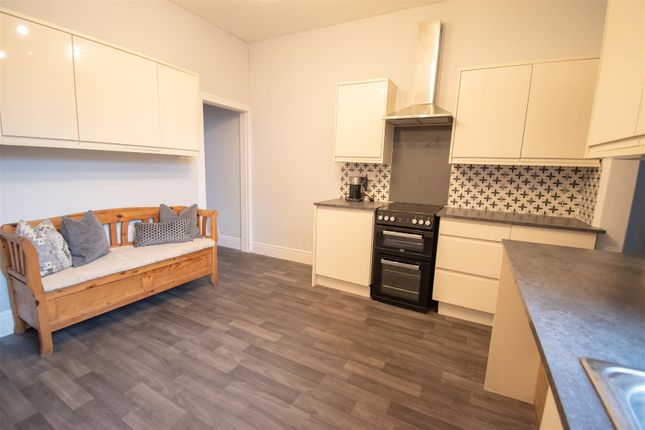22, Greenhill Lane, Alfreton photo 2