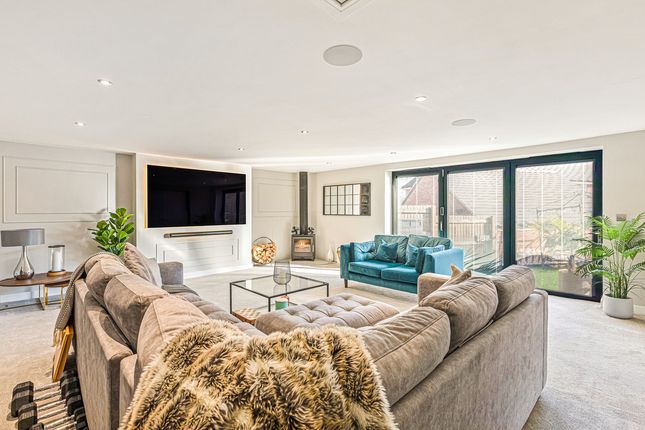 1, Centurion Drive, Kirby Muxloe photo 2