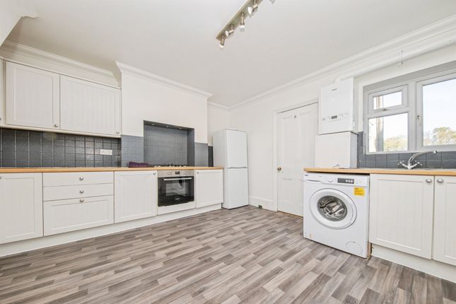 Glenroy, Station Road, CLACTON-ON-SEA photo 4