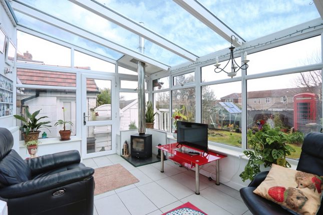 45, Downing Road, South Yorkshire photo 3