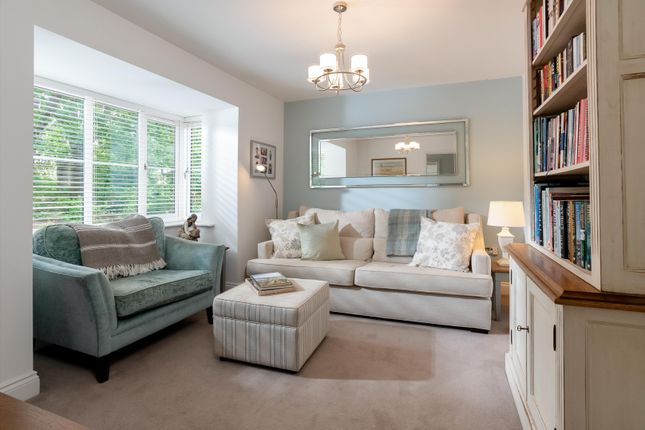 4, Sid Courtney Road, Stratford-upon-Avon photo 3