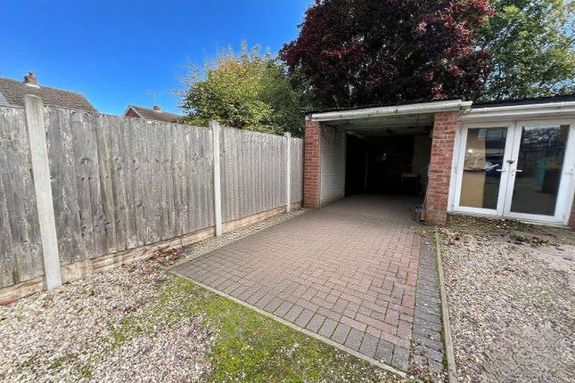 113, Walsall Road, Cannock photo 2