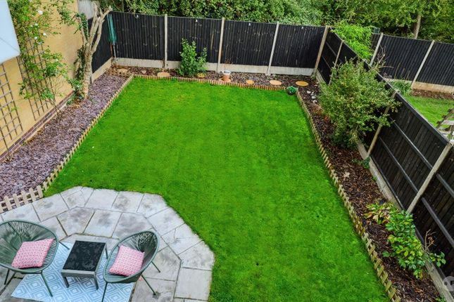 Newquay Close, Hinckley photo 4