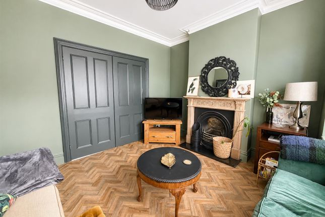 64, Gordon Road, Carshalton photo 5