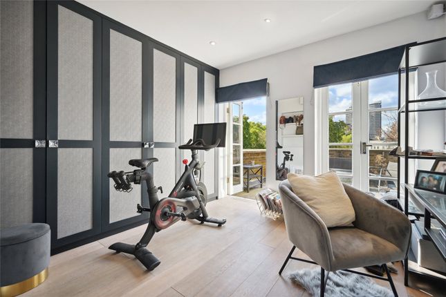 Flat for sale in Queens Gate, South Kensington, London