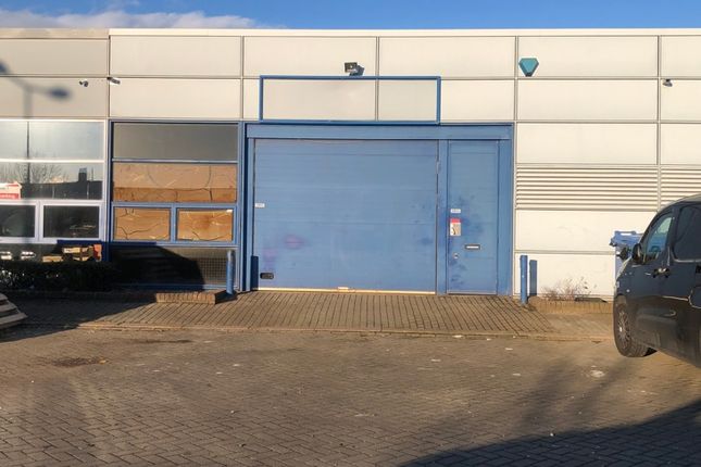 Warehouse to let in Unit 106 Tanners Drive Blakelands, Milton Keynes, Buckinghamshire