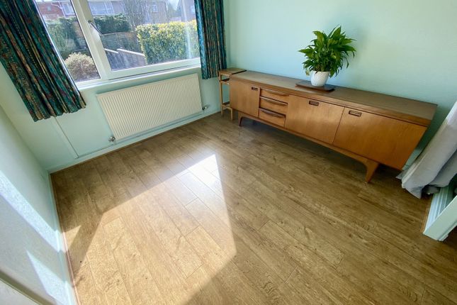 59, Maes Y Gwernen Drive, Swansea photo 3