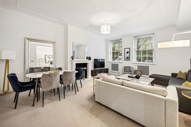 Flat to rent in Lowndes Square, Knightsbridge, London