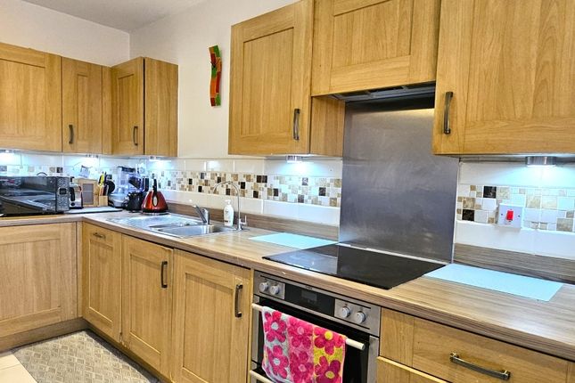 5, Bluebell Terrace, West Drayton photo 4