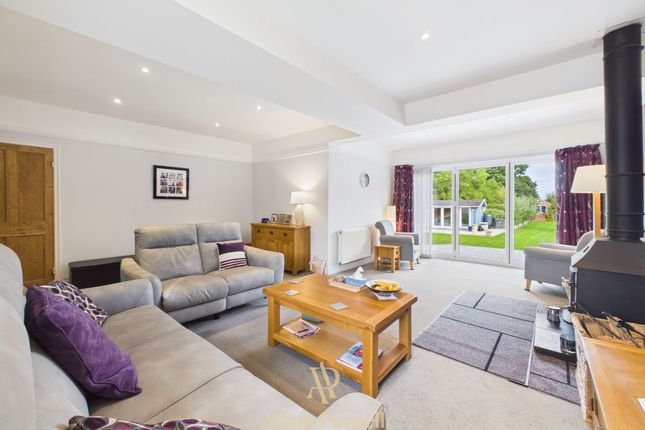20 Equity Road East, Leicester photo 2