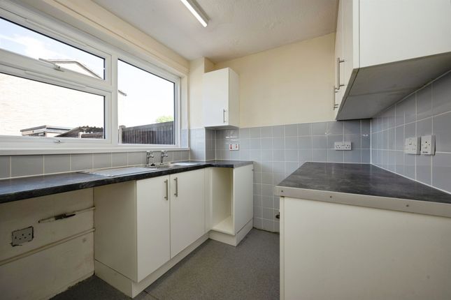 11, Westdale Walk, Bedford photo 4
