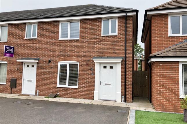 3-bed house on 40, Lucy Baldwin Close, STOURPORT-ON-SEVERN, £1,250/mo