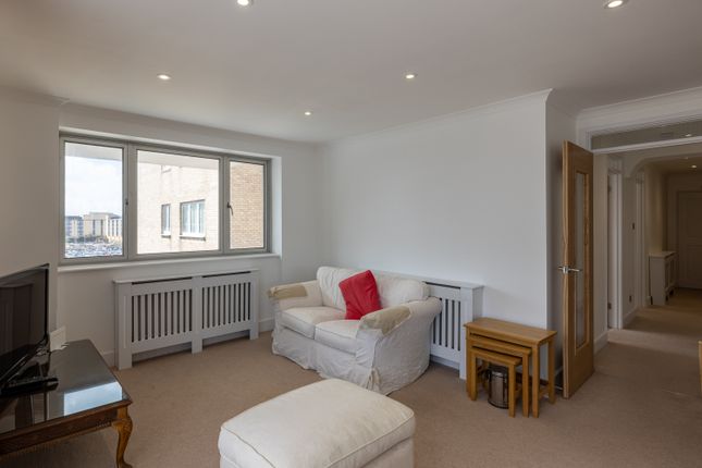 Flat to rent in Esplanade, St. Helier, Jersey