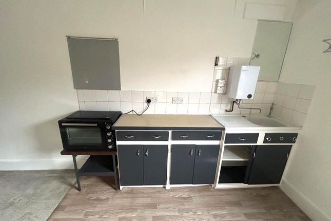 Room 7, Valley Road, Bromley photo 3