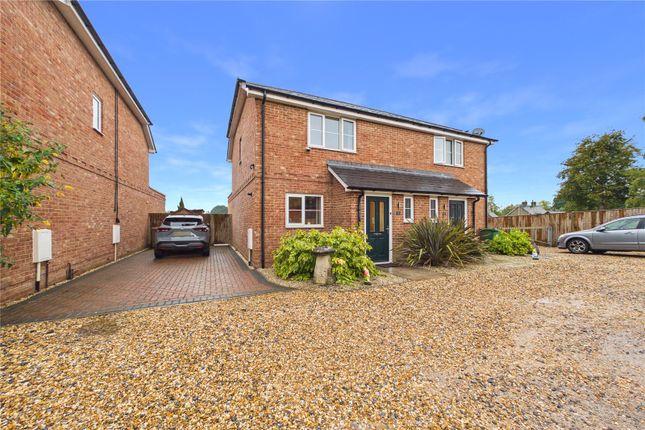 2-bed semi-detached on 2, Lavers Lea, Basingstoke, £425,000