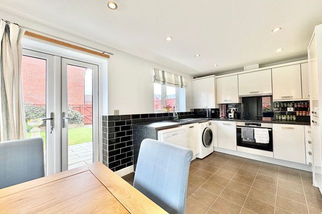 10, Blackburn Way, Weston-Super-Mare photo 4