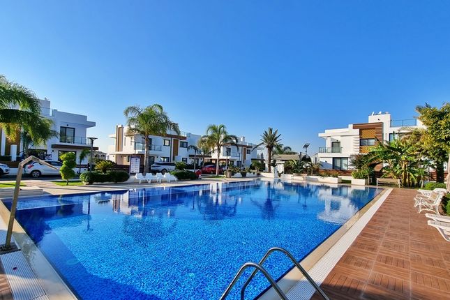 Thumbnail Villa for sale in Communal Pool, Private Roof Terrace &amp; Close To The Beach. An Ult, Yenibogazici, Cyprus