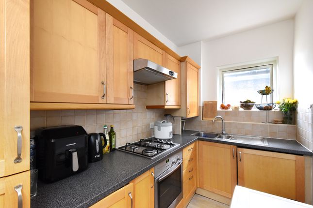 Flat 8 99,, Shooters Hill Road, London photo 3