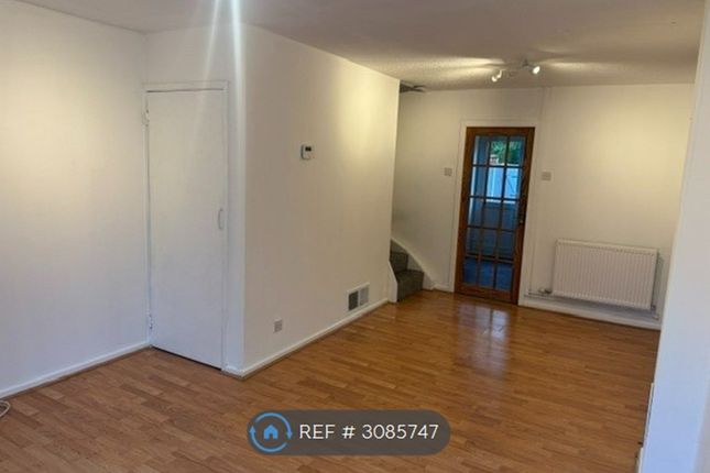 Beechwood, Runcorn photo 3