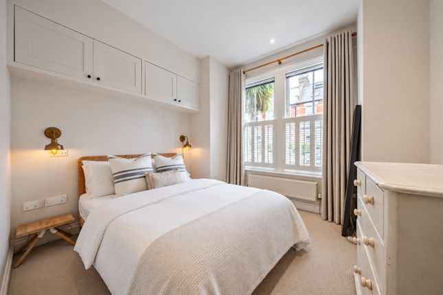 116, Balvernie Grove, London photo 4