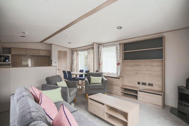 Mobile/park home for sale in Eaves Hall Lane, West Bradford, Clitheroe