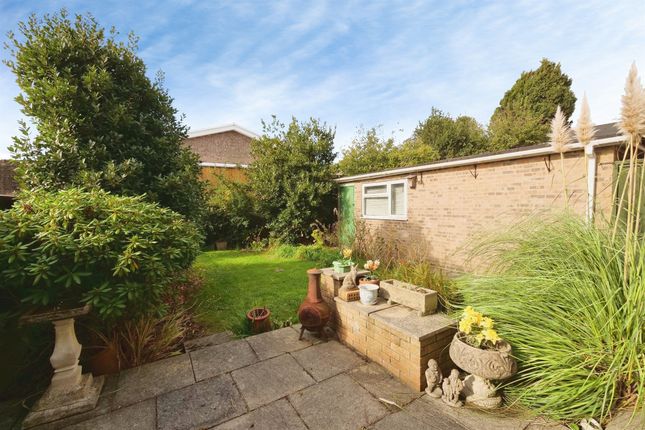 Glan-Y-Parc, Bridgend photo 2