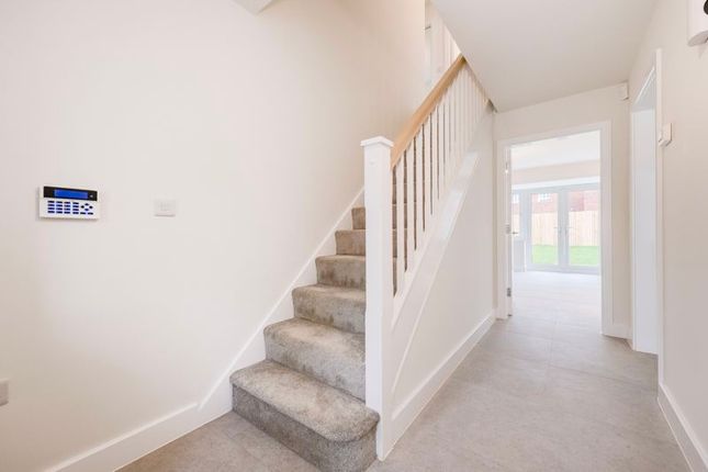 7, Christopher Turley Drive, Telford photo 3