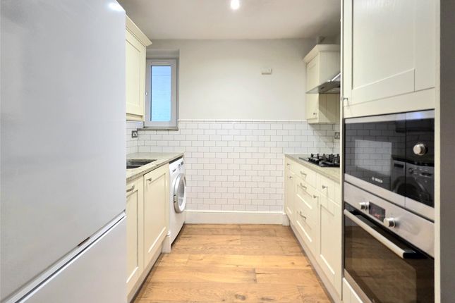 Flat A, 100, Shooters Hill Road, London photo 2